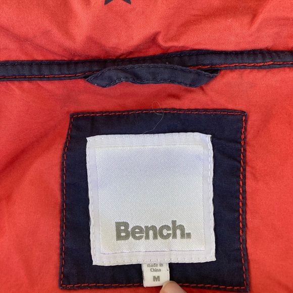 Bench Star Print Women's Jacket perfect for the showgirl era! - Picture 3 of 3